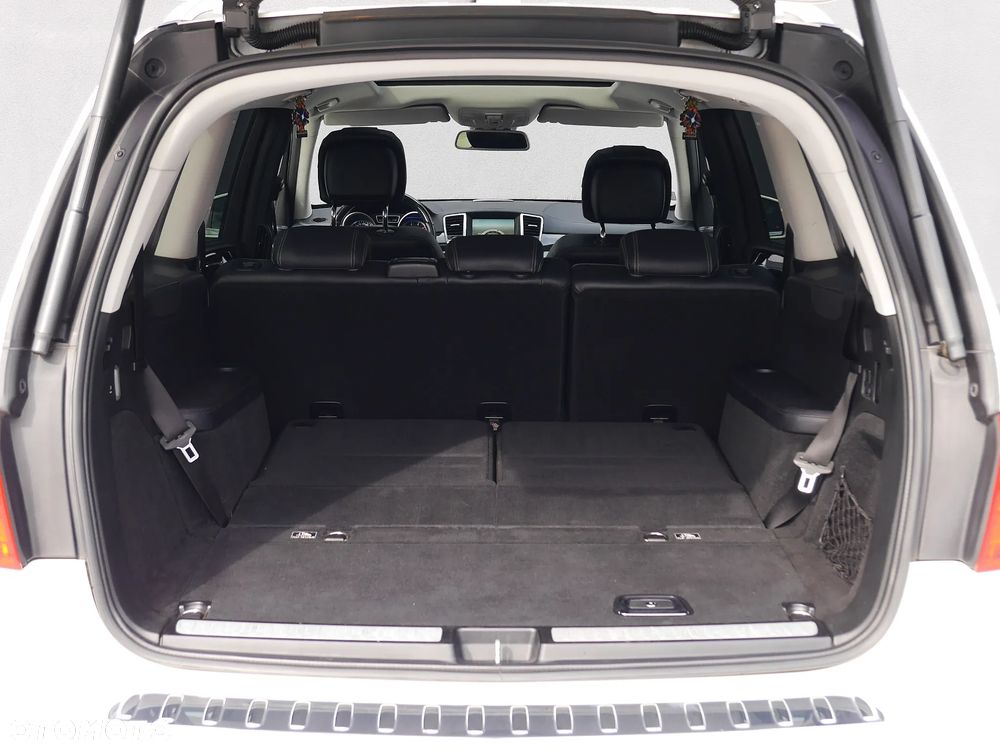 Mercedes-Benz GL 500 4-Matic - 30