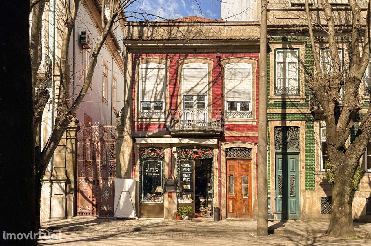 Moradia T5 no Bonfim com jardim de 110 m² - Grande imagem: 4/60