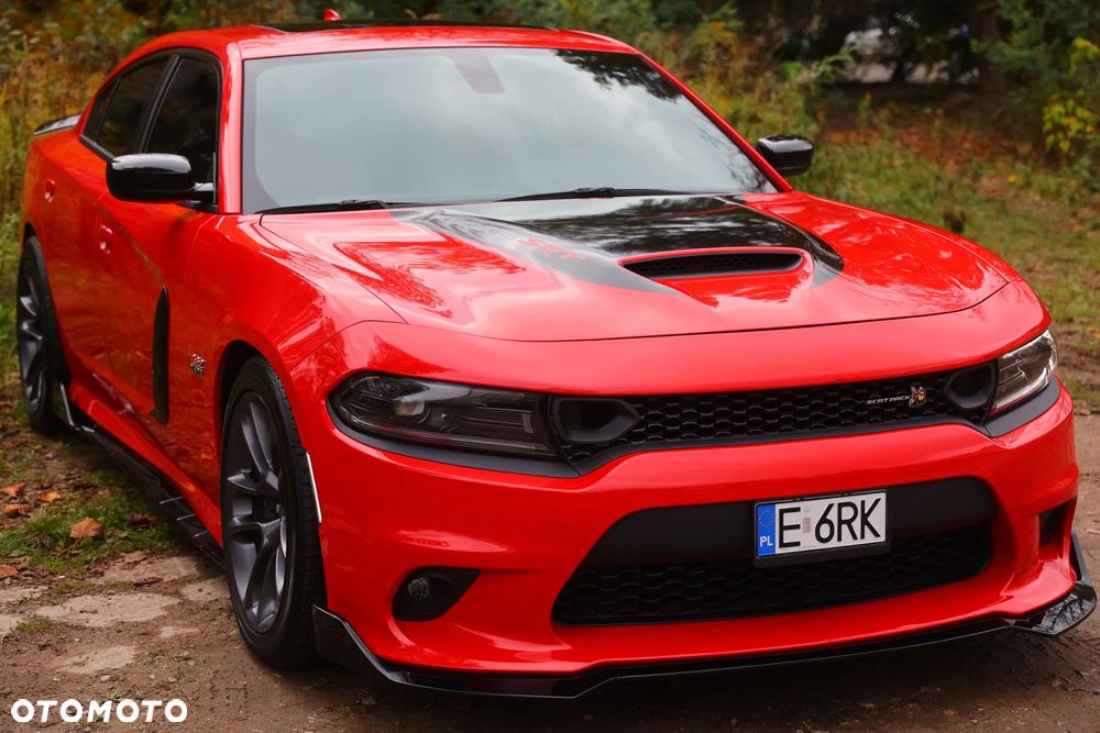 Dodge Charger 6.4 Scat Pack - 8