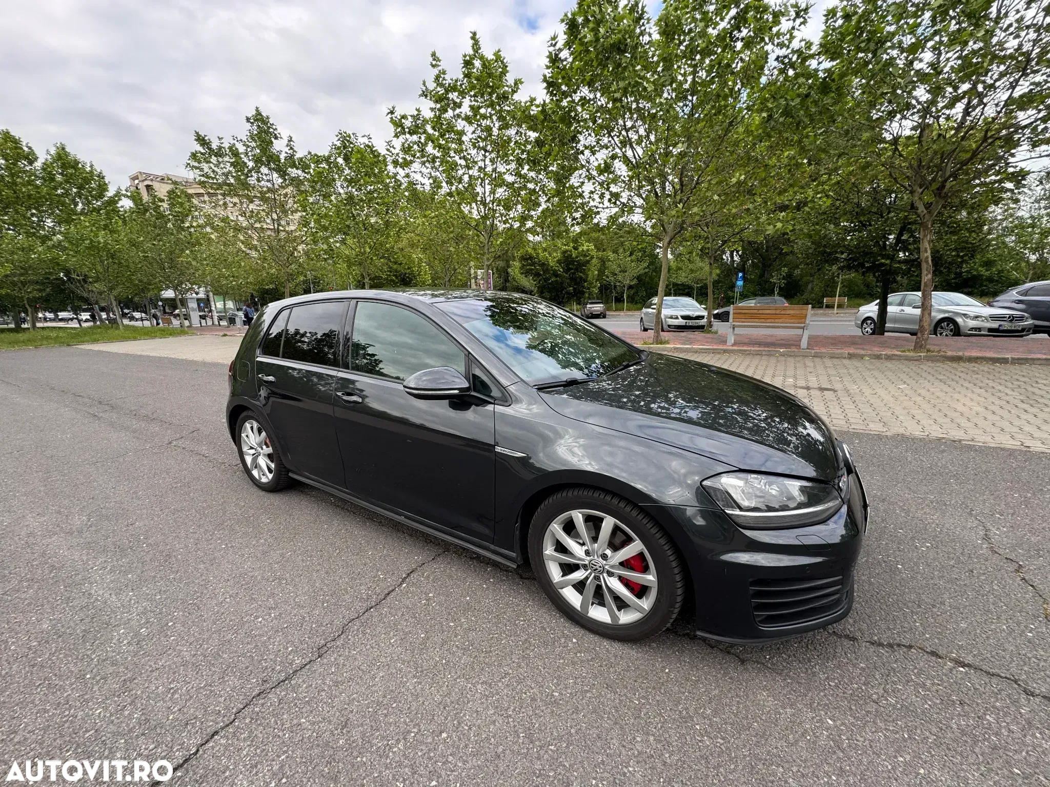 Volkswagen Golf GTD 2.0 TDI SCR DSG - 6