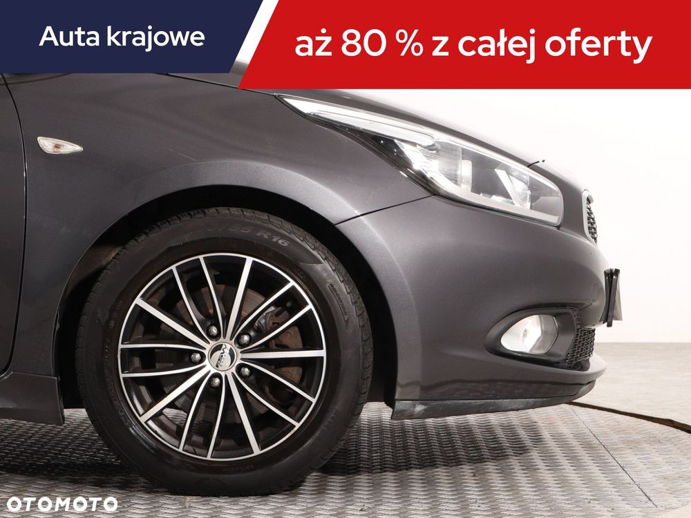 Kia Ceed - 16