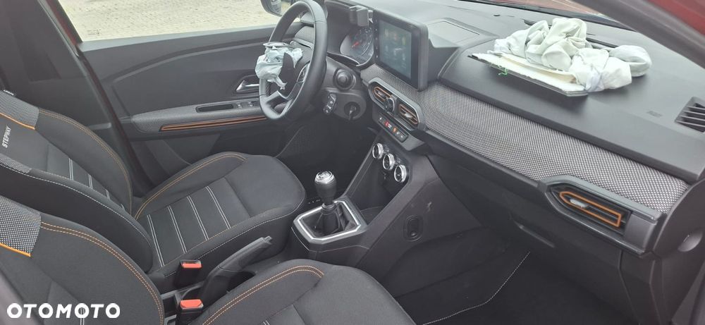 Dacia Sandero Stepway TCe 100 Prestige - 13