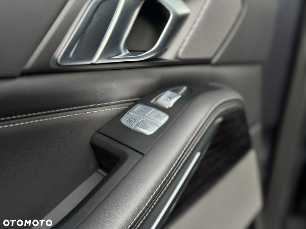 BMW X7 M50d sport - 40