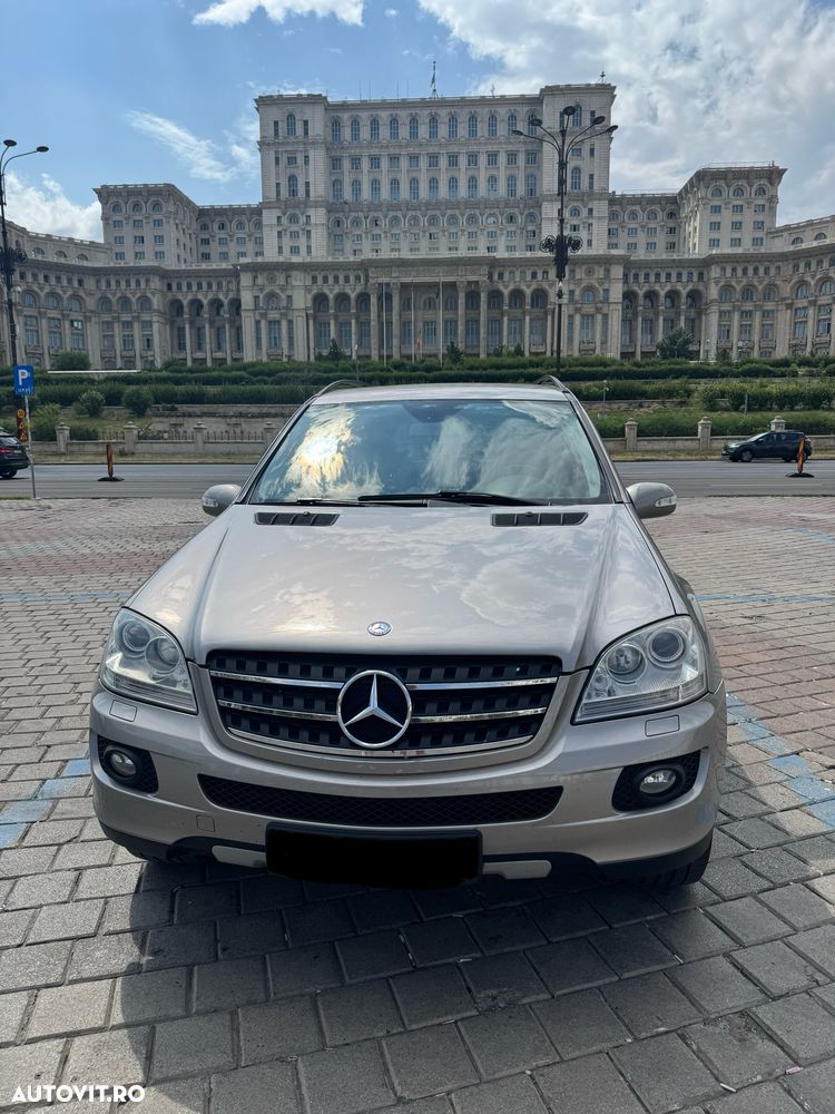 Mercedes-Benz ML - 7