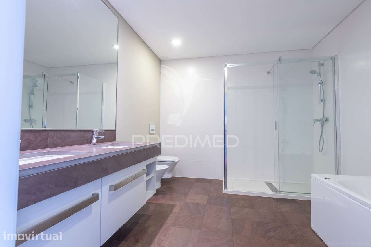 APARTAMENTO T2 DE LUXO NA ESTRADA MONUMENTAL. - Grande imagem: 5/17
