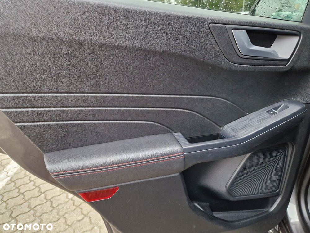 Ford Kuga 1.5 EcoBoost FWD ST-Line - 23