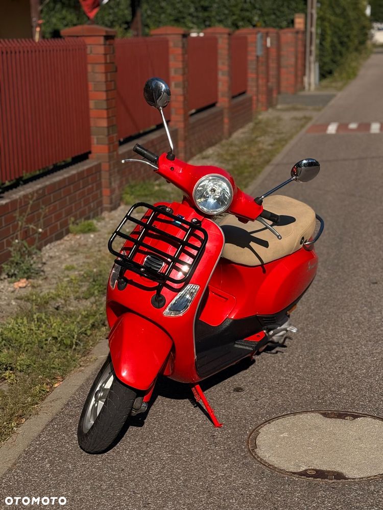 Piaggio Vespa - 1
