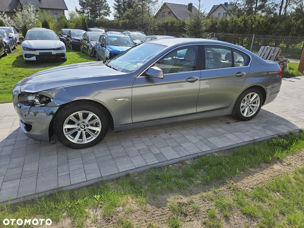 BMW Seria 5 525d Sport-Aut - 10