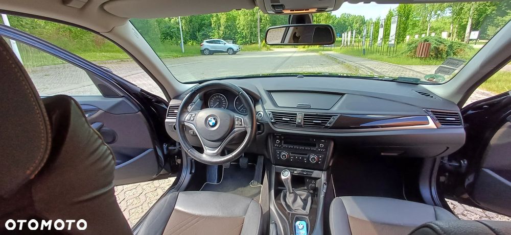 BMW X1 sDrive18d - 10