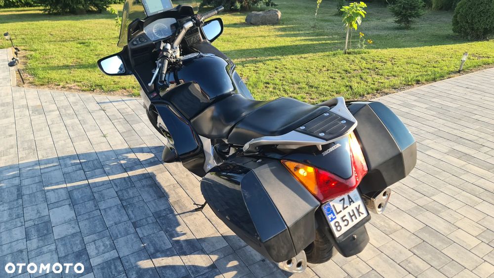 Honda ST - 7