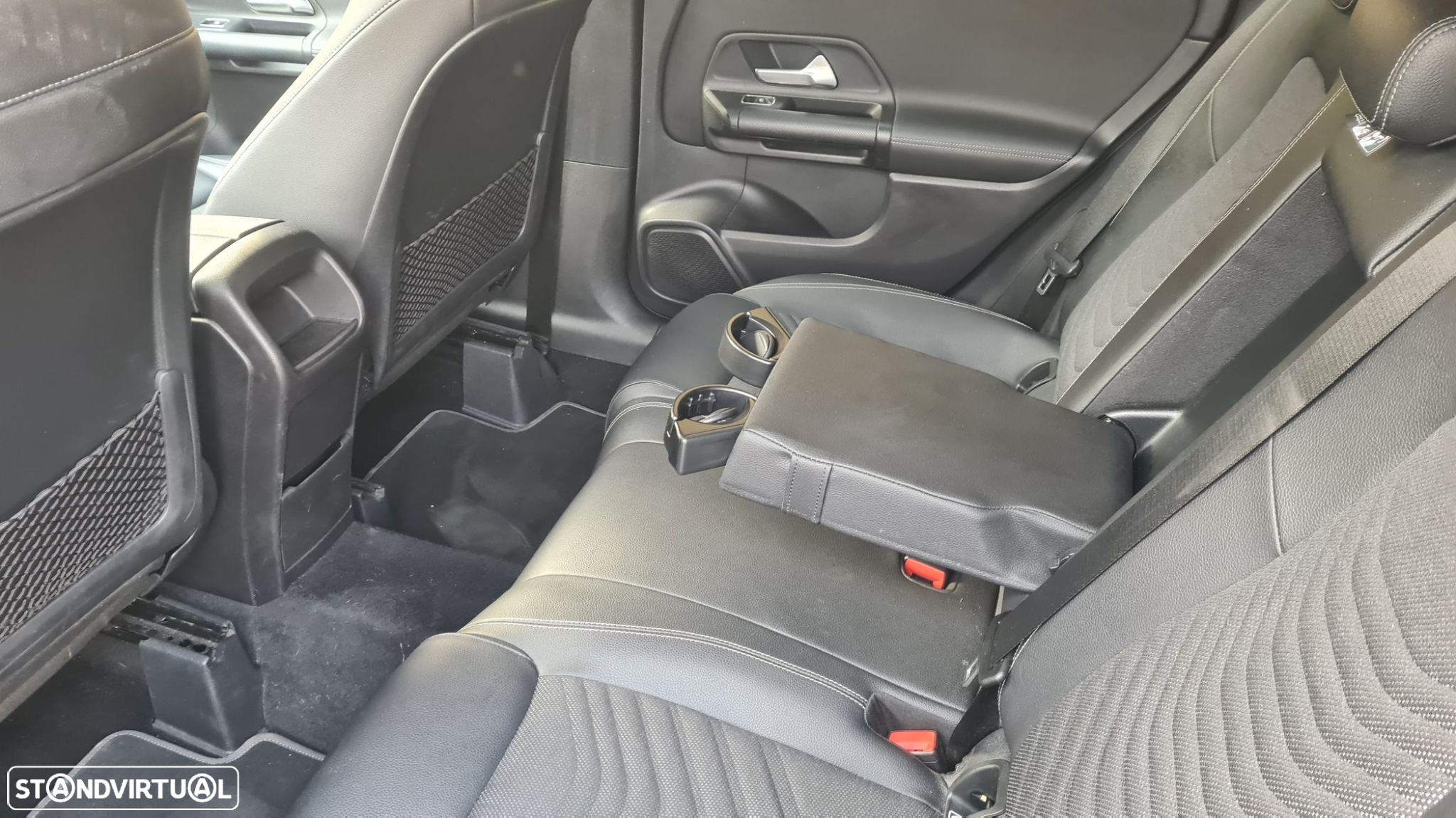 Mercedes-Benz B 180 d Business Solutions Aut. - 46