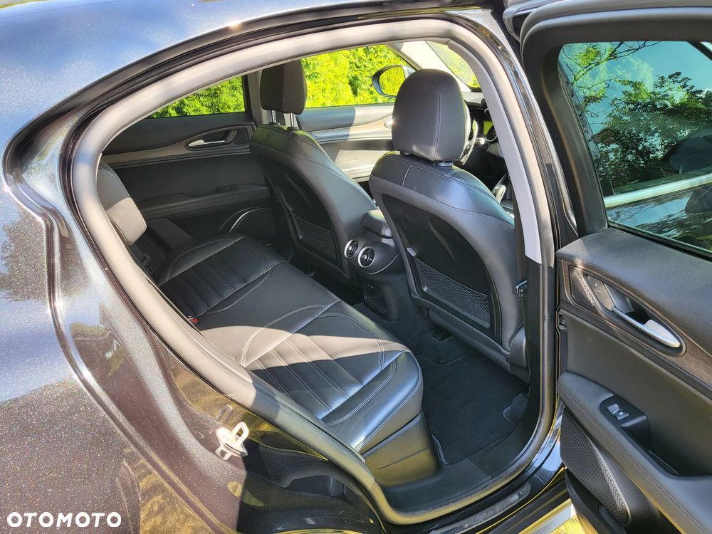 Alfa Romeo Stelvio 2.0 Turbo 16V AT8-Q4 First Edition - 15