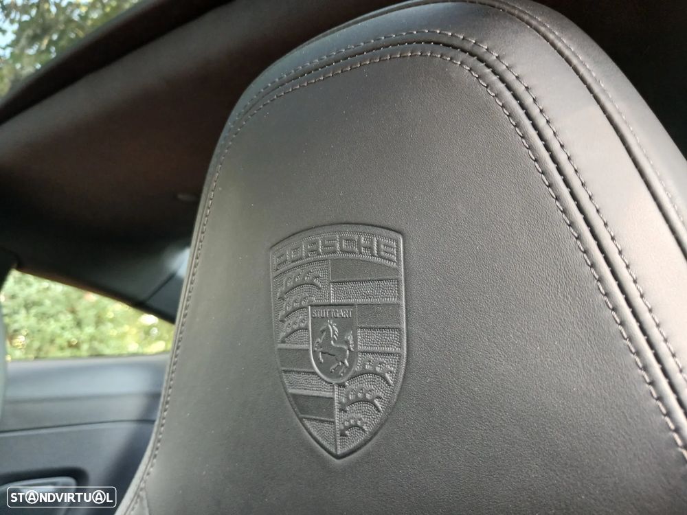 Porsche 911 (992) Carrera S PDK - 14
