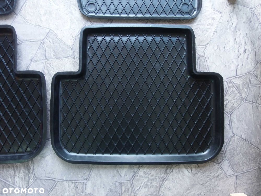 Dywaniki Gumowe Wycieraczki Korytka Peugeot 307 308 Citroen C4 DS4 - 5