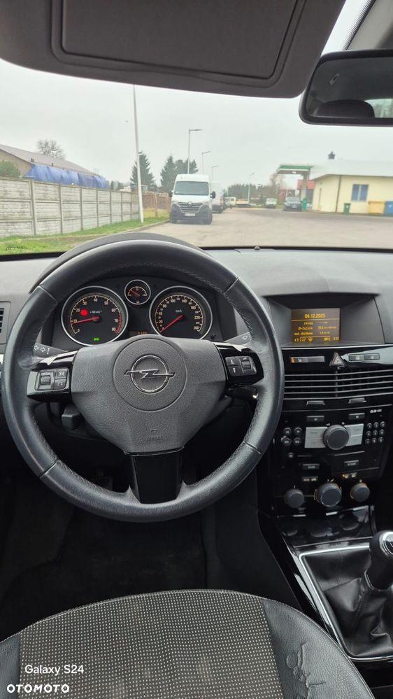 Opel Astra 1.8 Cosmo - 12