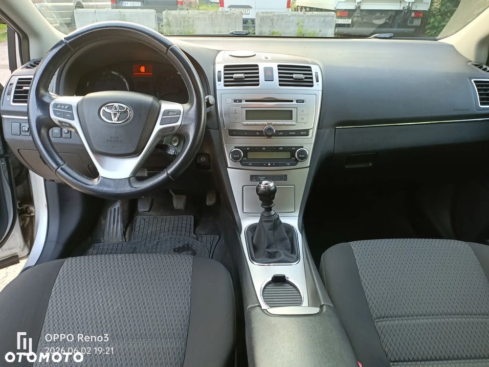 Toyota Avensis 1.8 Sol - 2