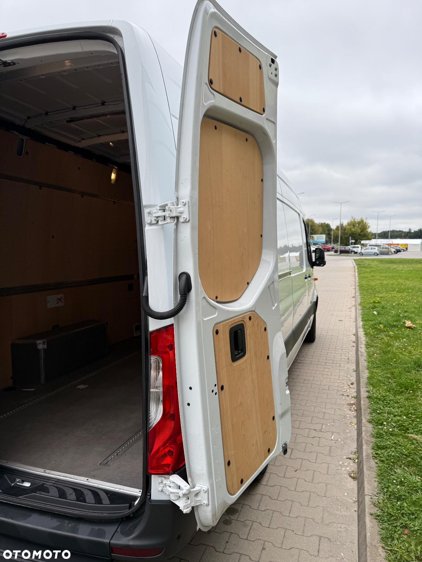 Mercedes-Benz Sprinter Maxi - 9