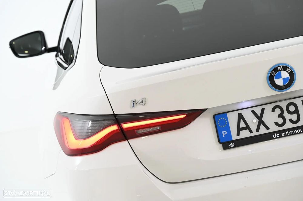 BMW i4 eDrive40 Pack Desportivo M - 11