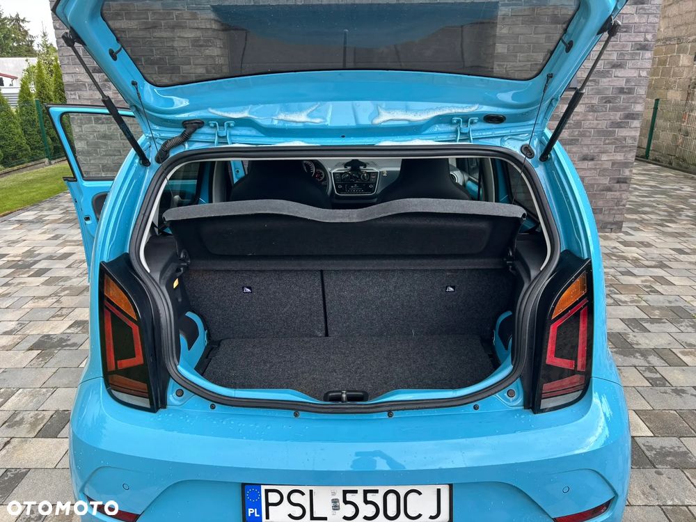 Volkswagen up! R-Line - 27
