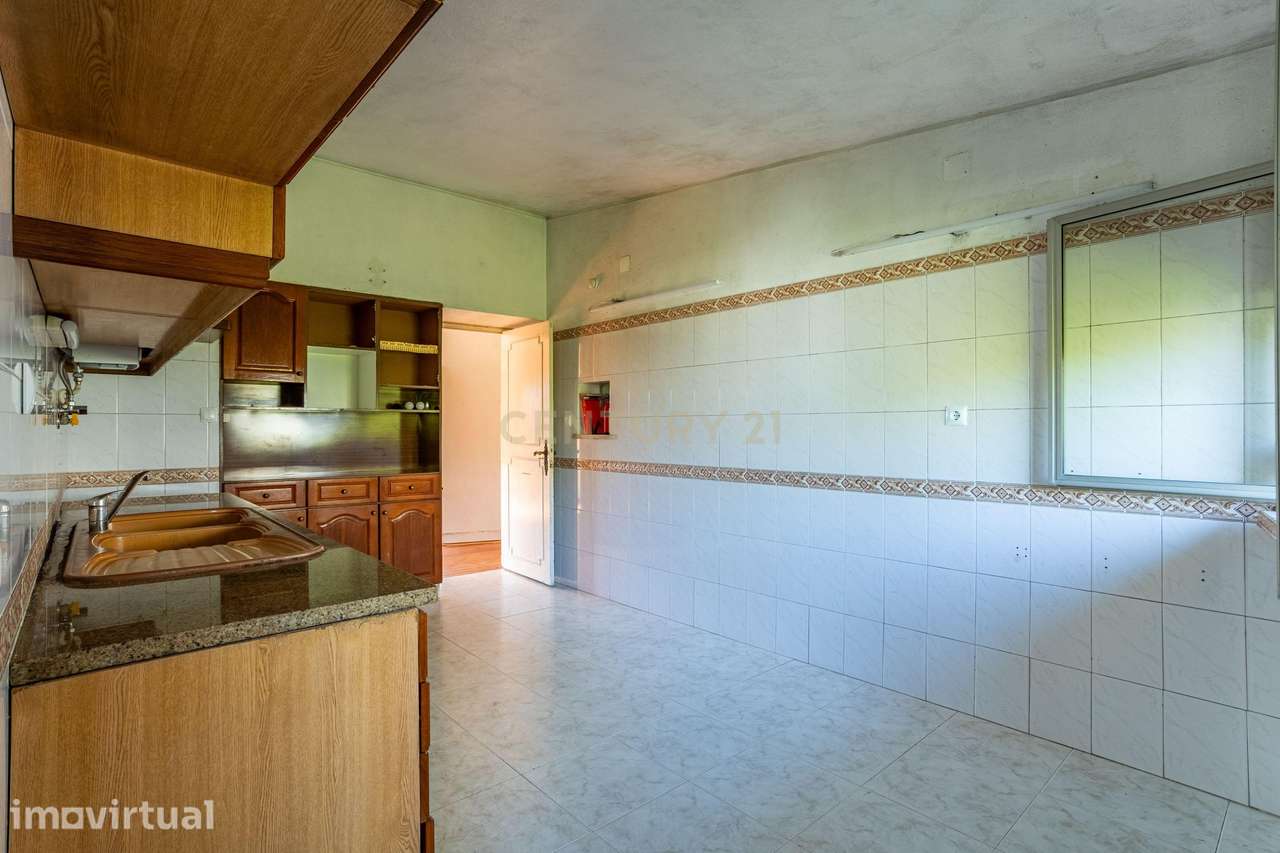 Apartamento T2 nos Olivais para remodelação. - Grande imagem: 3/20