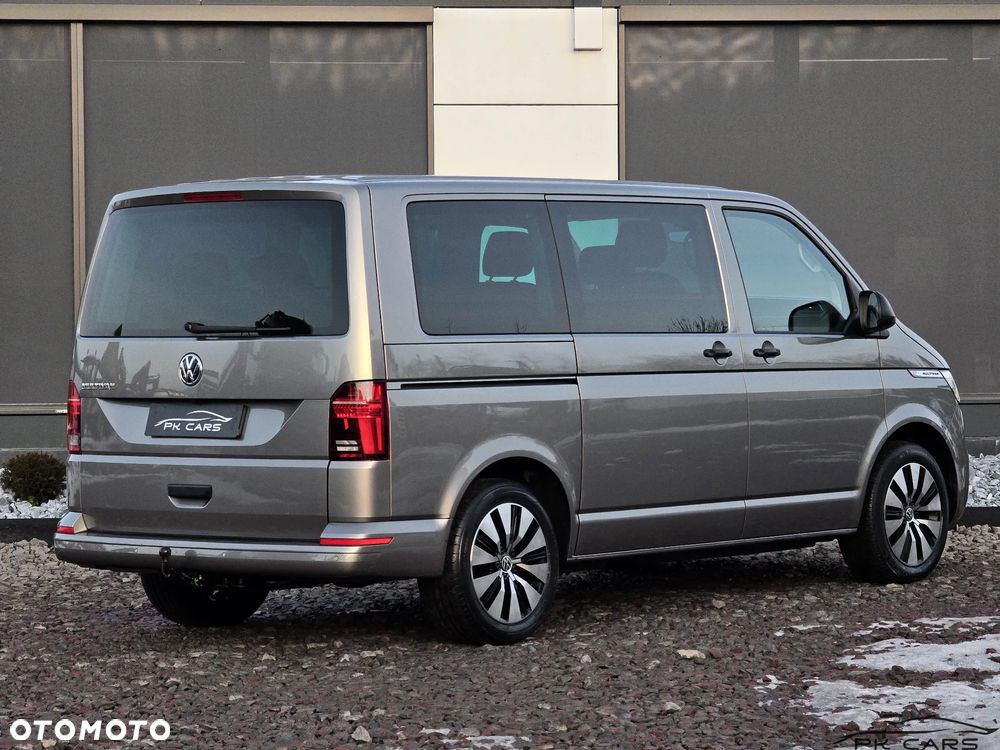 Volkswagen Multivan - 17