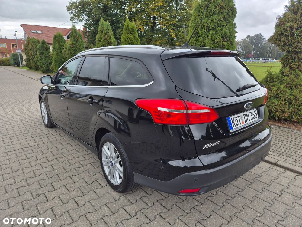 Ford Focus 1.0 EcoBoost Titanium ASS - 4