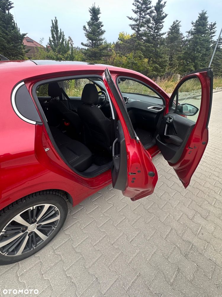 Peugeot 208 1.2 PureTech Allure - 4