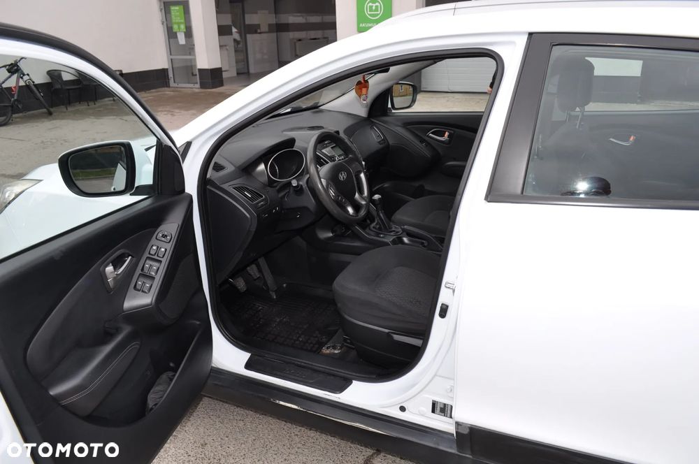 Hyundai ix35 2.0 2WD Comfort - 11