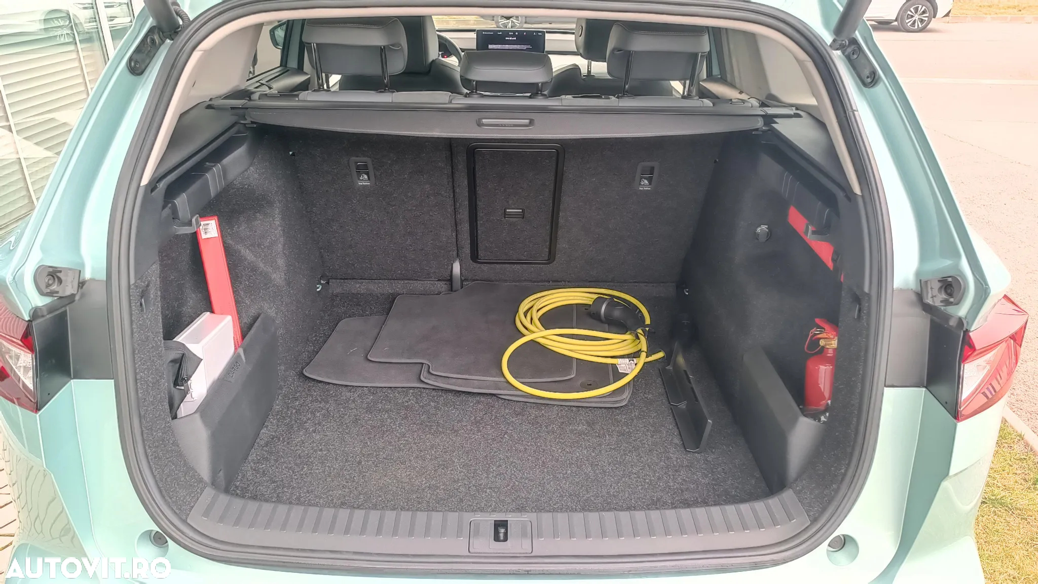 Skoda Enyaq iV Electric 60 - 33