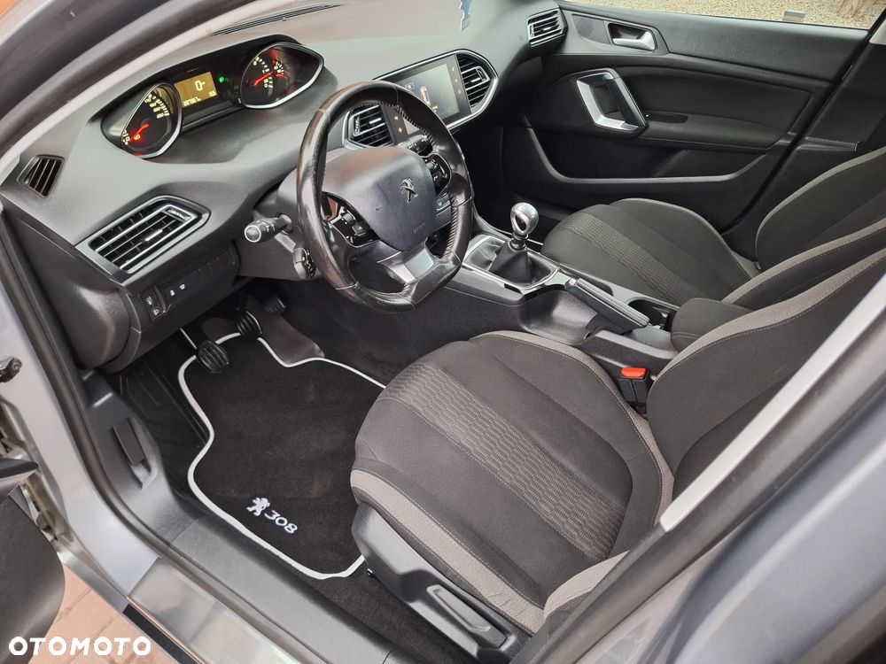 Peugeot 308 BlueHDi 120 Stop & Start Allure - 15