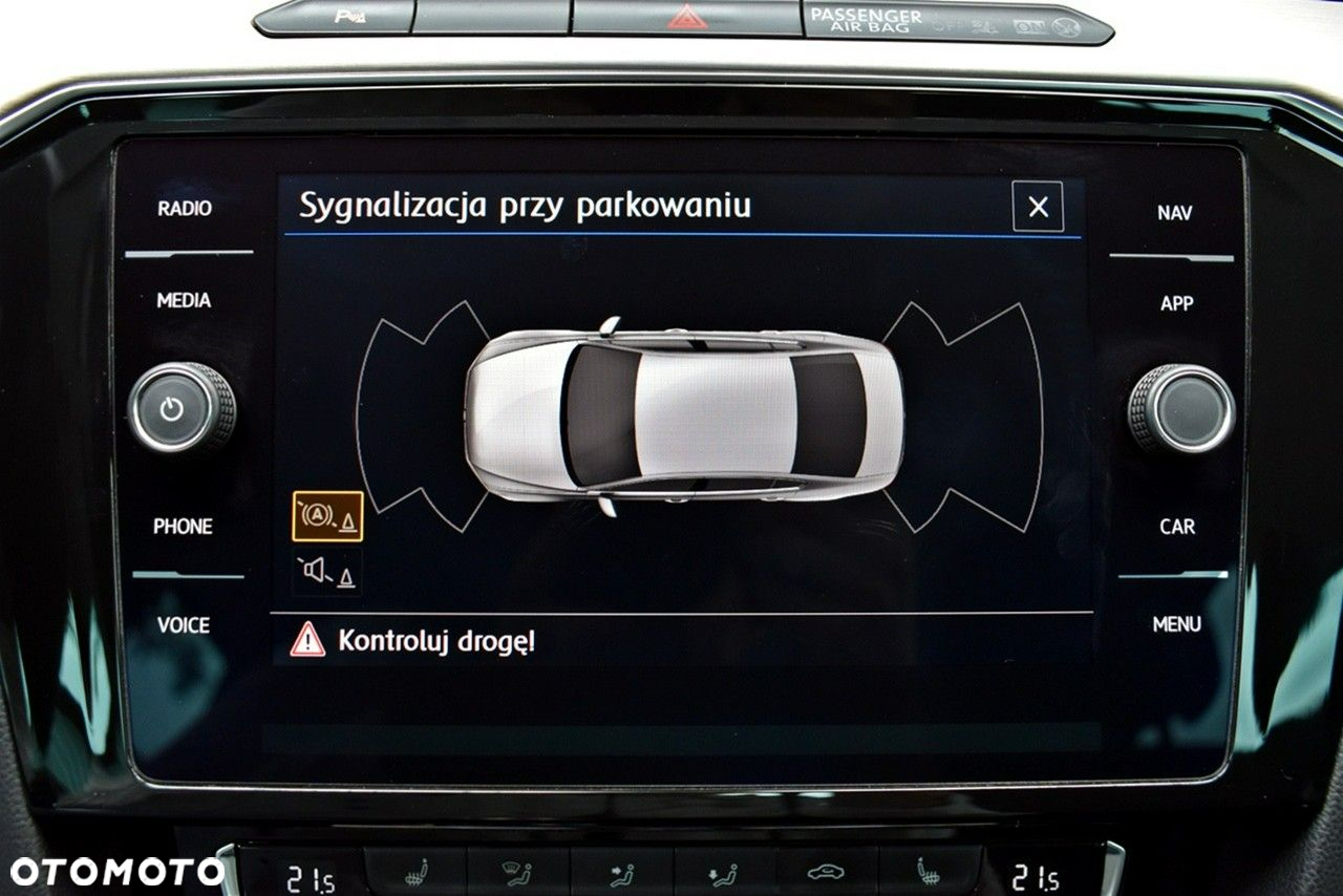 Volkswagen Passat 1.8 TSI BMT Highline - 21