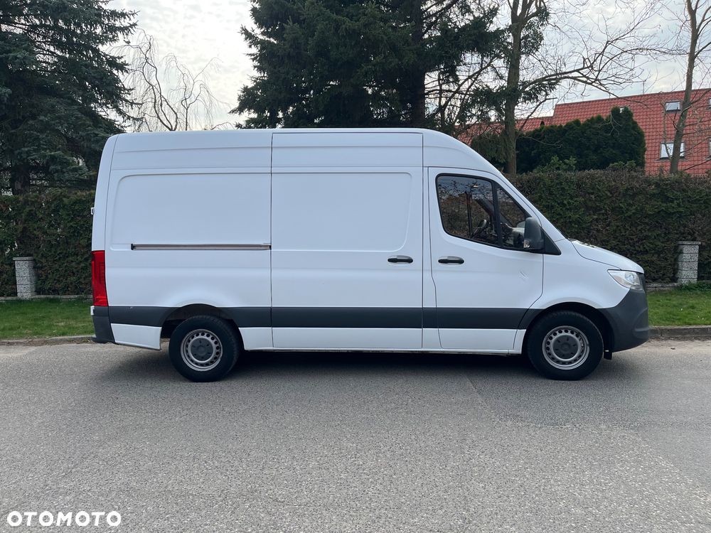 Mercedes-Benz SPRINTER - 3