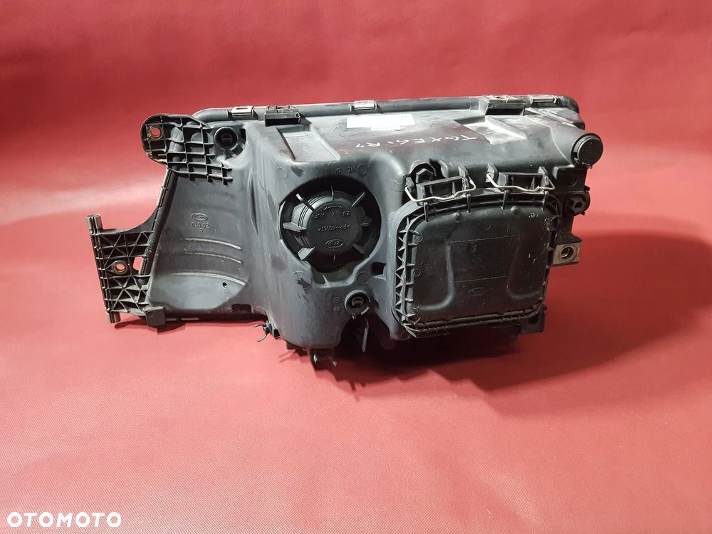 REFLEKTOR LAMPA PRZÓD PRZEDNIA PRAWA MAN TGX TGS EURO 6 81251016662 - 3