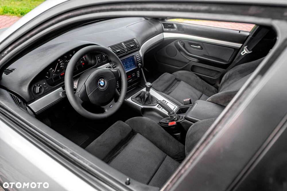 BMW Seria 5 523i - 21