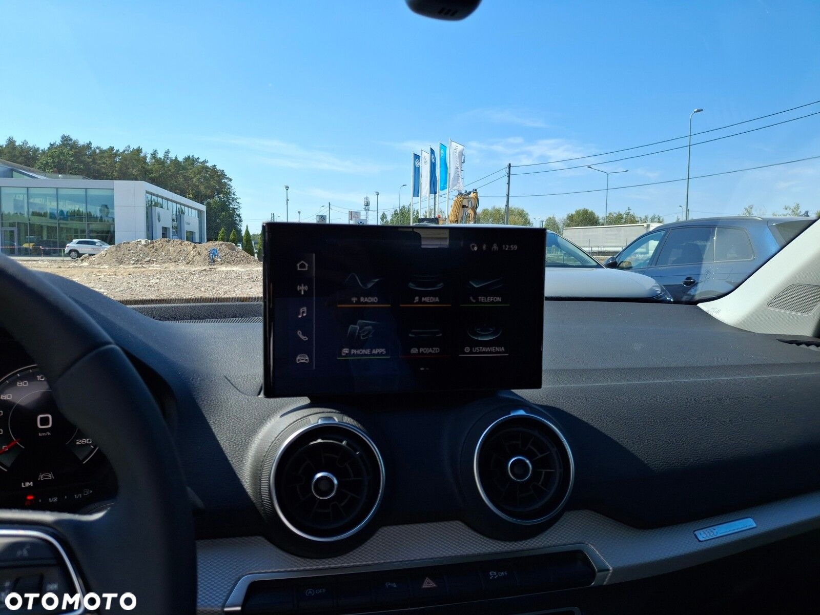 Audi Q2 - 25