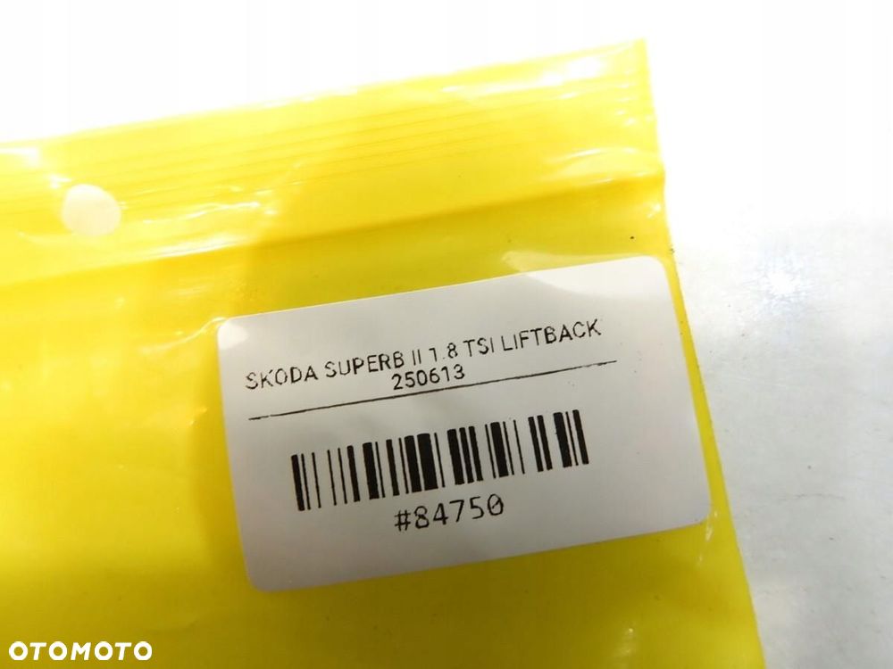 LAMPKA LAMPKI OŚWIETLENIE KABINY SKODA SUPERB II 1K0947109 - 5