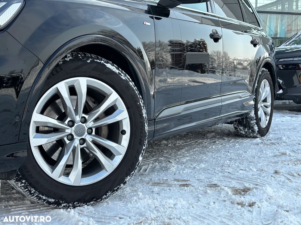 Audi Q7 3.0 50 TDI quattro Tiptronic S Line - 27