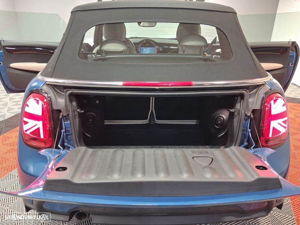 MINI Cabrio Cooper Premium Plus Sidewalk Special Edition Auto - 23