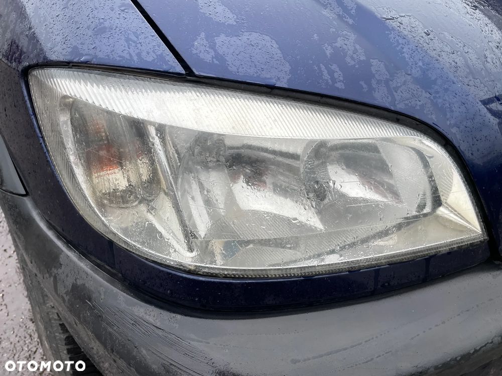 LAMPA PRAWY LEWY PRZOD OPEL ZAFIRA A - 2