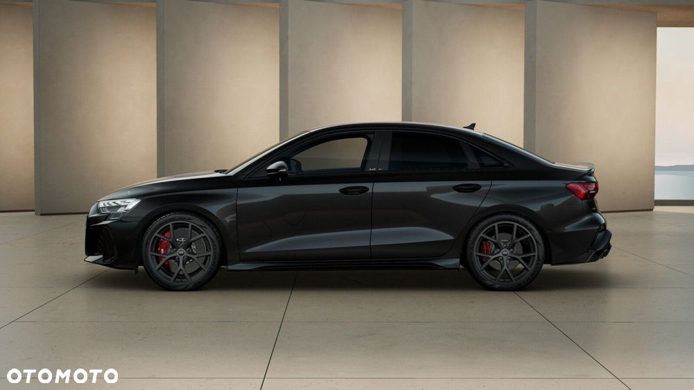 Audi RS3 Limousine TFSI Quattro S tronic - 2