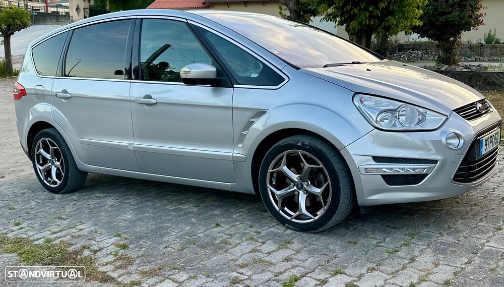 Ford S-Max - 16