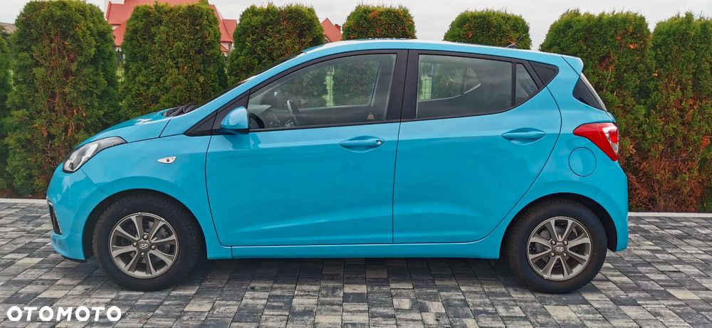 Hyundai i10 1.2 Fifa World Cup Edition - 21