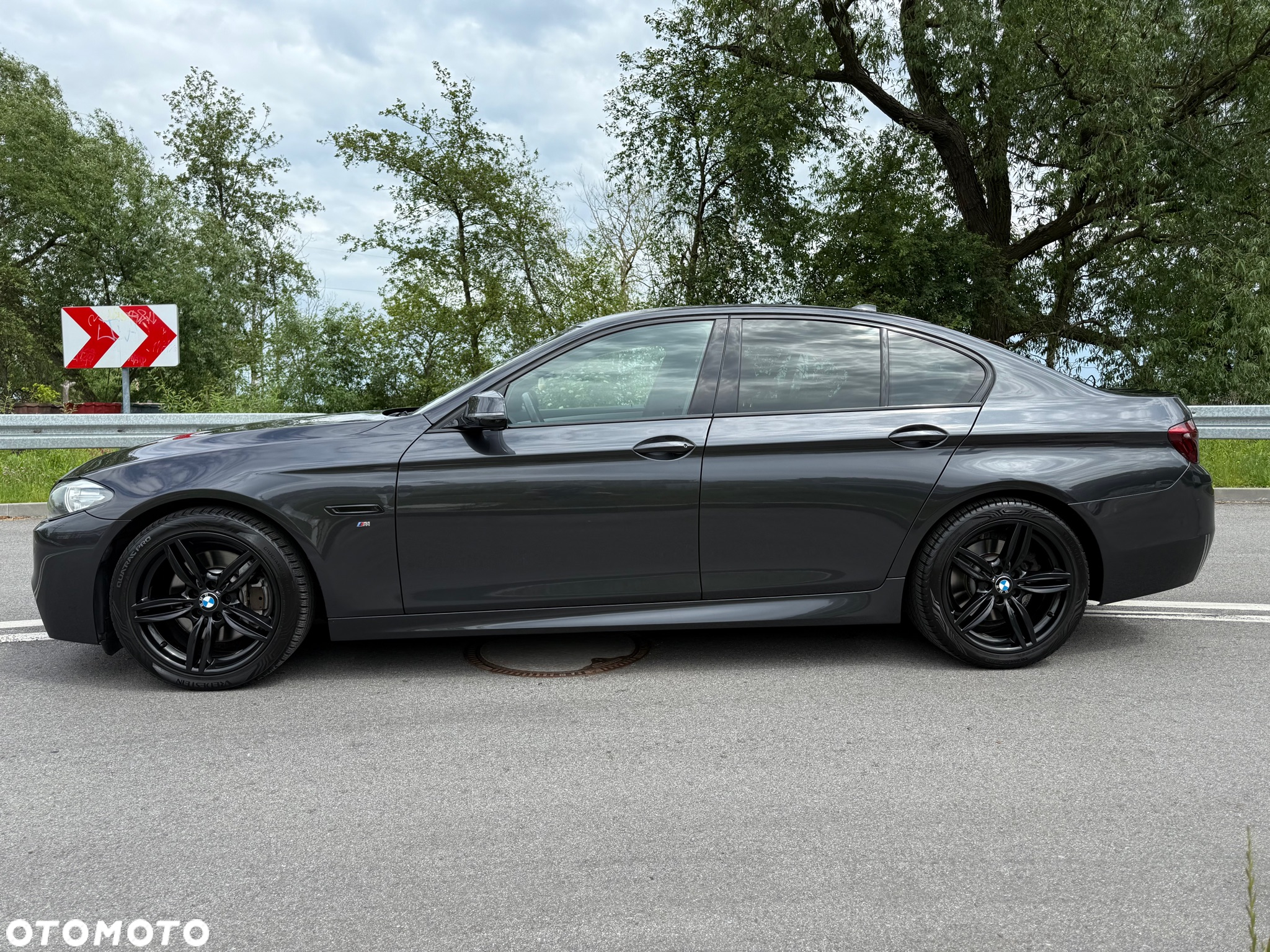 BMW Seria 5 525d xDrive - 3