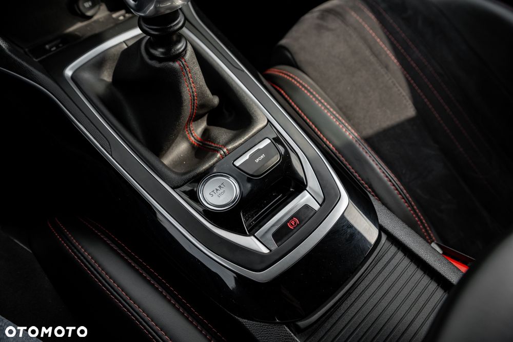 Peugeot 308 THP 205 GT - 38