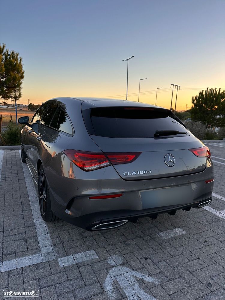 Mercedes-Benz CLA 180 d Shooting Brake AMG Line Aut. - 3