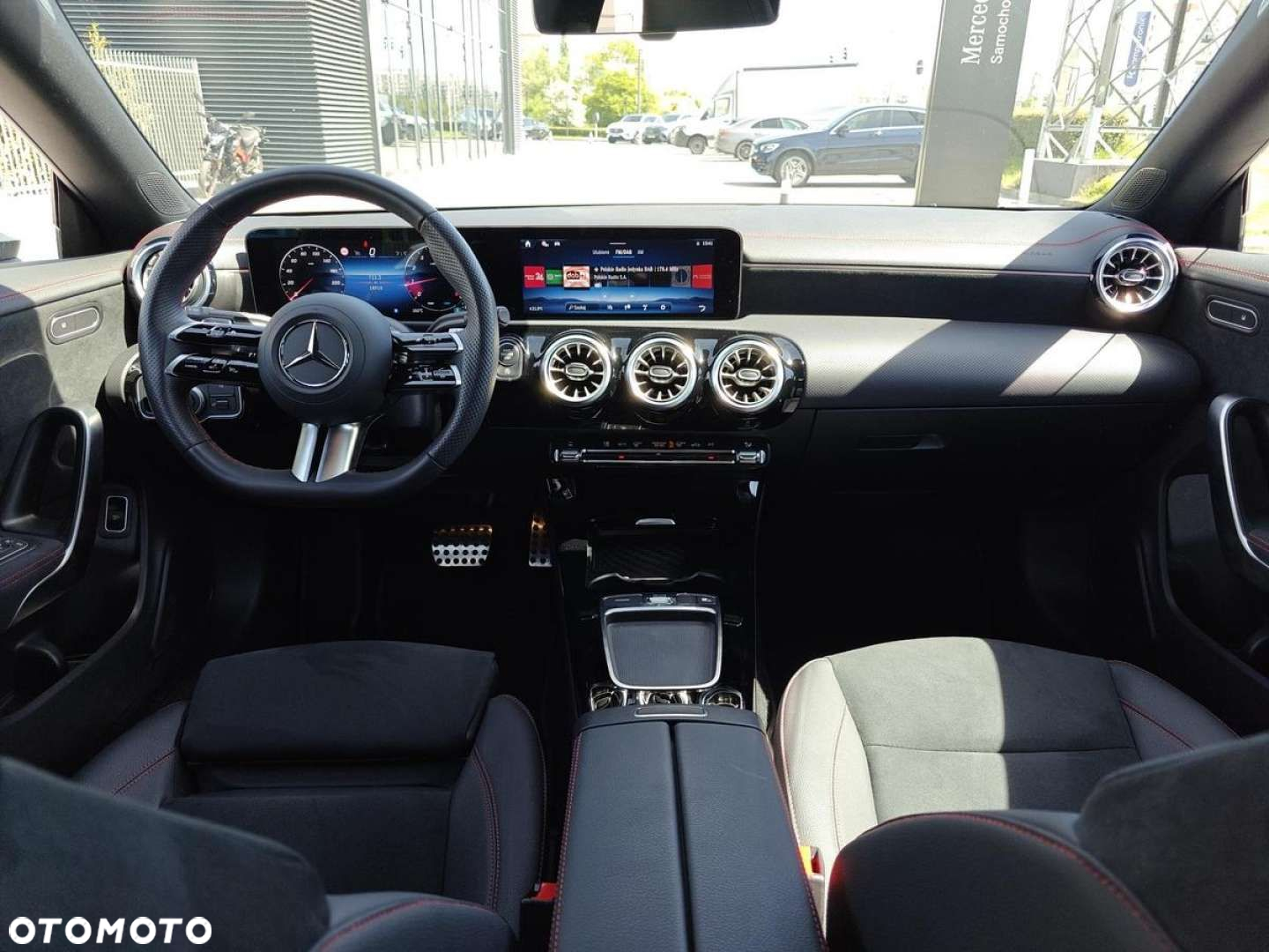 Mercedes-Benz CLA - 18