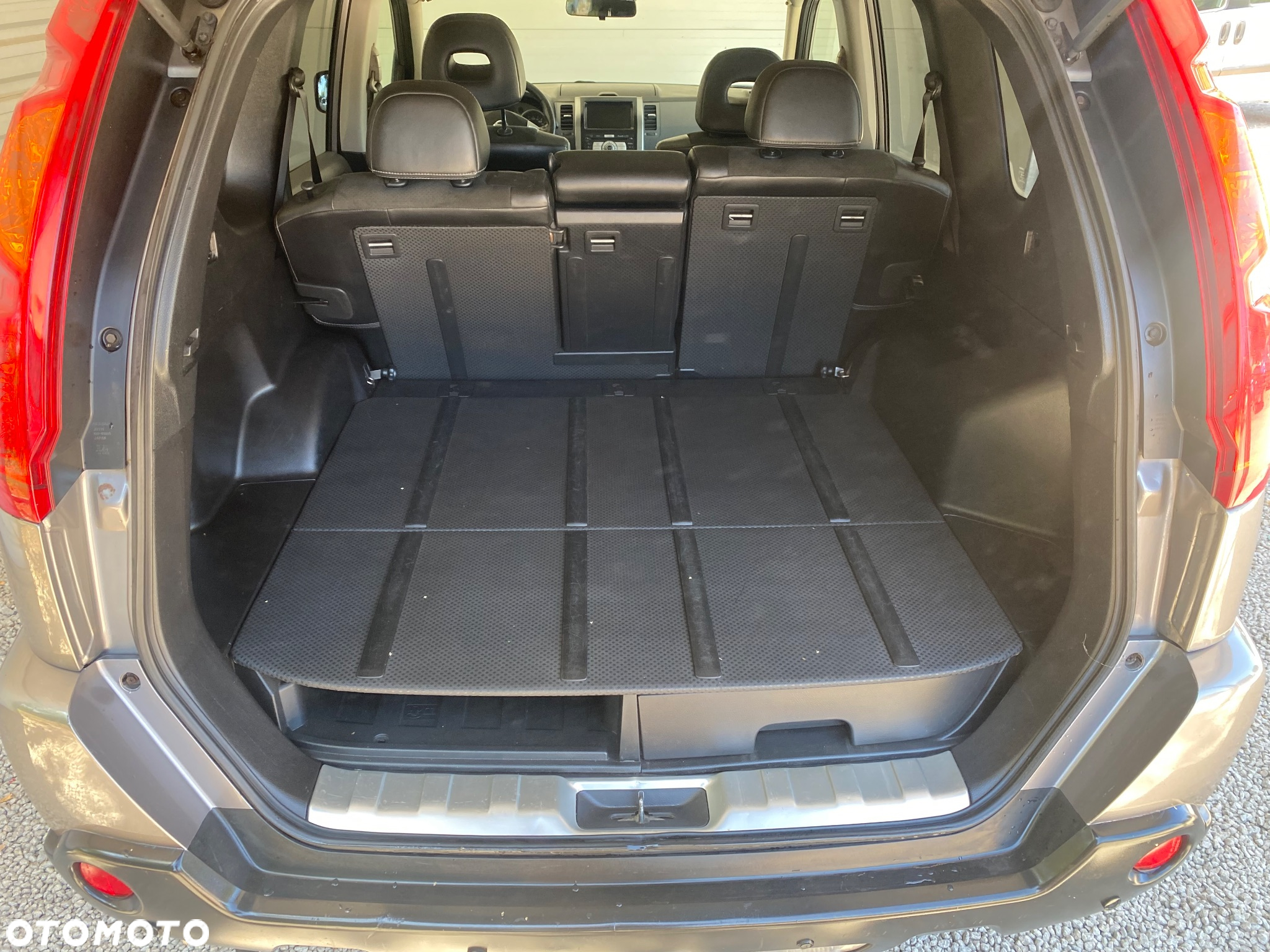 Nissan X-Trail 2.0 dCi 4x4 DPF Platinum - 19