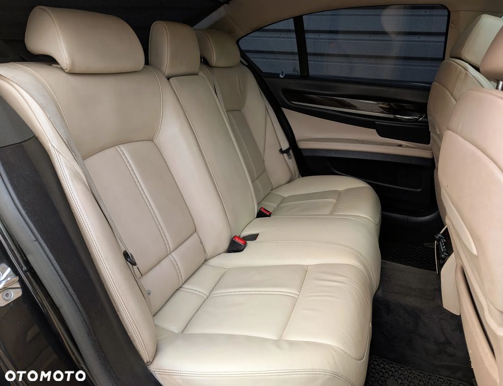BMW Seria 7 730d - 18