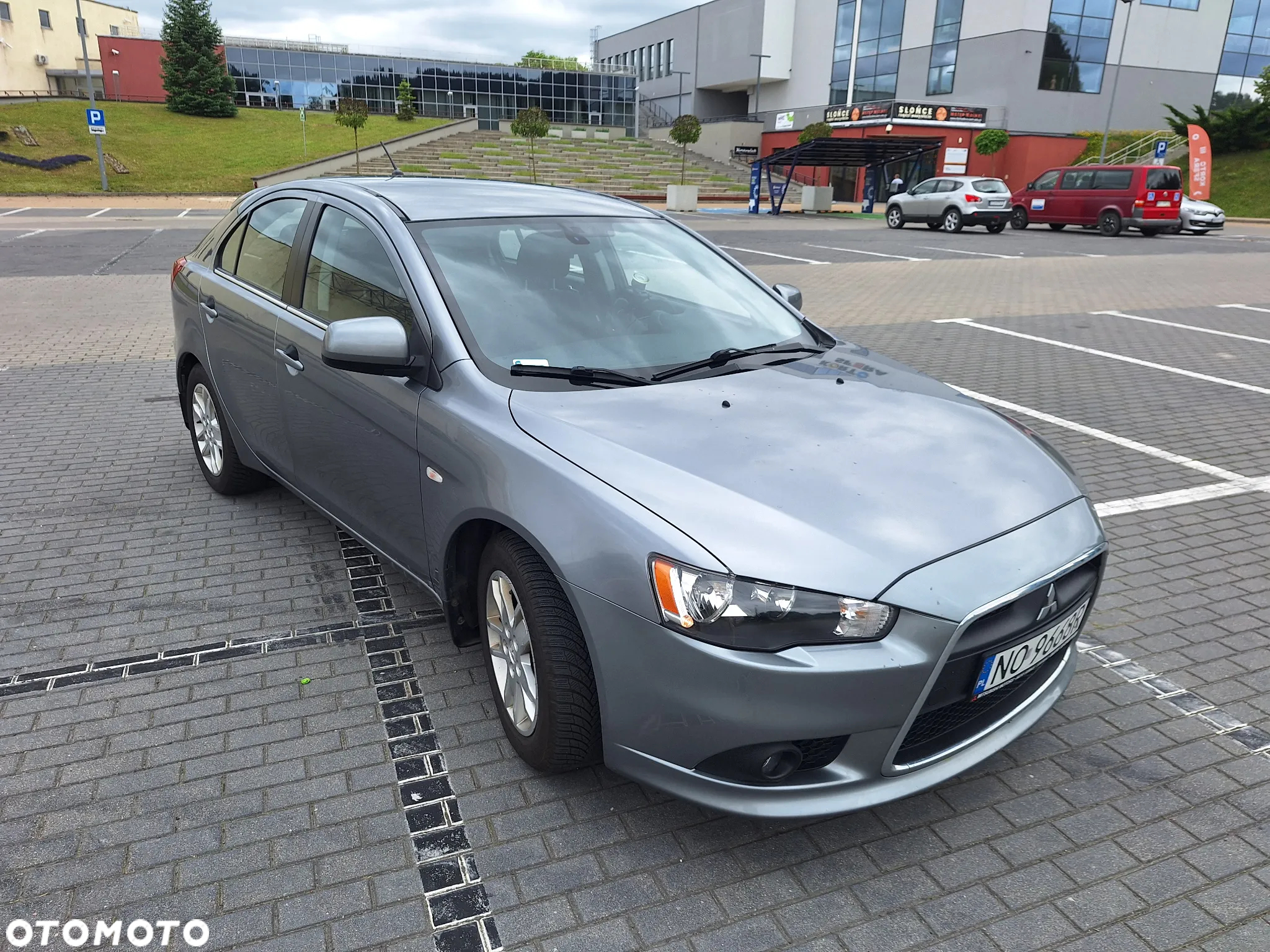 Mitsubishi Lancer - 8