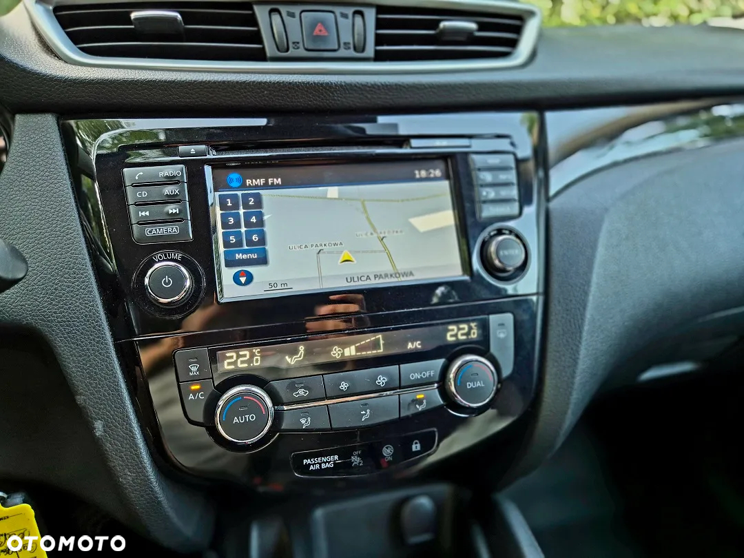 Nissan Qashqai 1.6 DIG-T N-Connecta - 20
